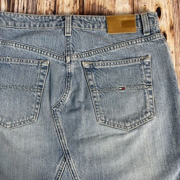 Tommy Hilfiger Y2K Size 6 ? 8 ? Blue Distressed Jean Denim Mini Skirt 31x16 - Picture 3 of 7